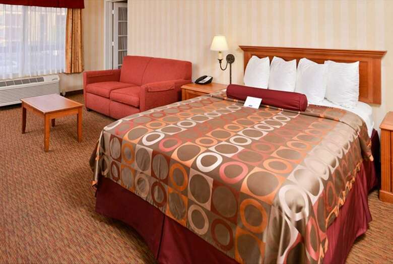 Hotel Best Western Raffles Inn & Suites