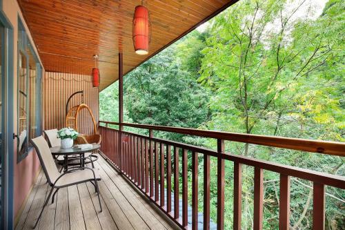 Bluesky Hotel & Resort