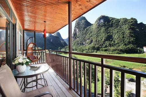 Bluesky Hotel & Resort