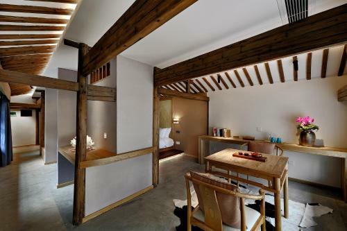 Posada Huangshan Seeing Inside Hostel