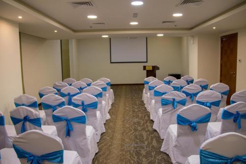 Acacia Hotel By Bin Majid Hotels & Resort