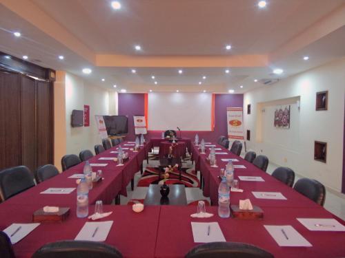 Sedrh Hotel