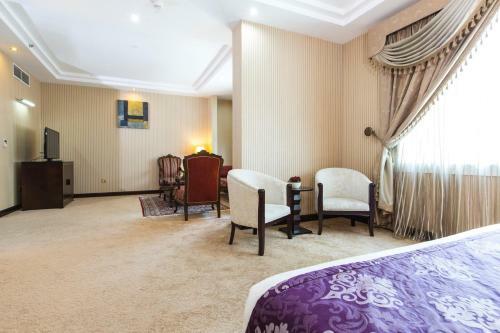 Tourist Hotel