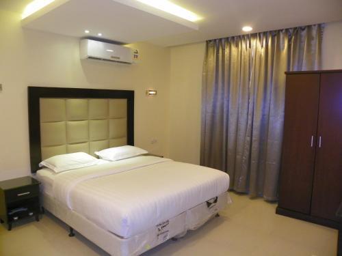 Apartamento Marahal Kharj 2