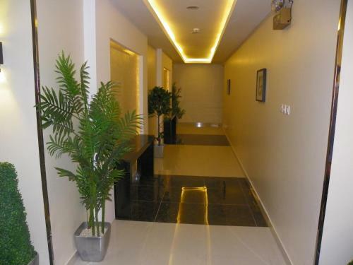 Apartamento Marahal Kharj 2