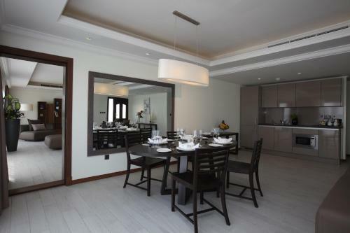 Hotel Dana Beach Resort