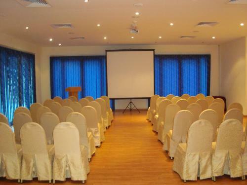 Royal Ascot Hotel Apartment - Kirklees 2