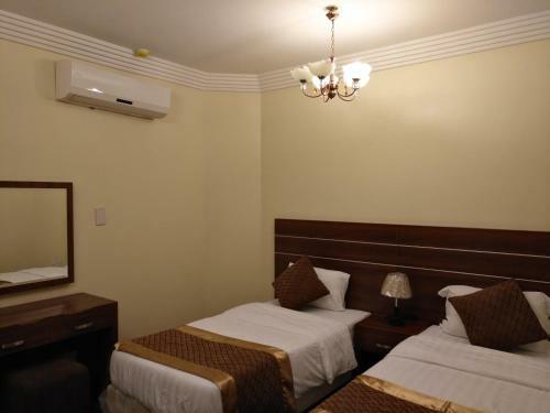 Apartamento Crown Glory Hotel Suites