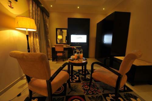 Apartamento Al Janaderia Suites 7
