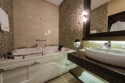 Voyage Hotel