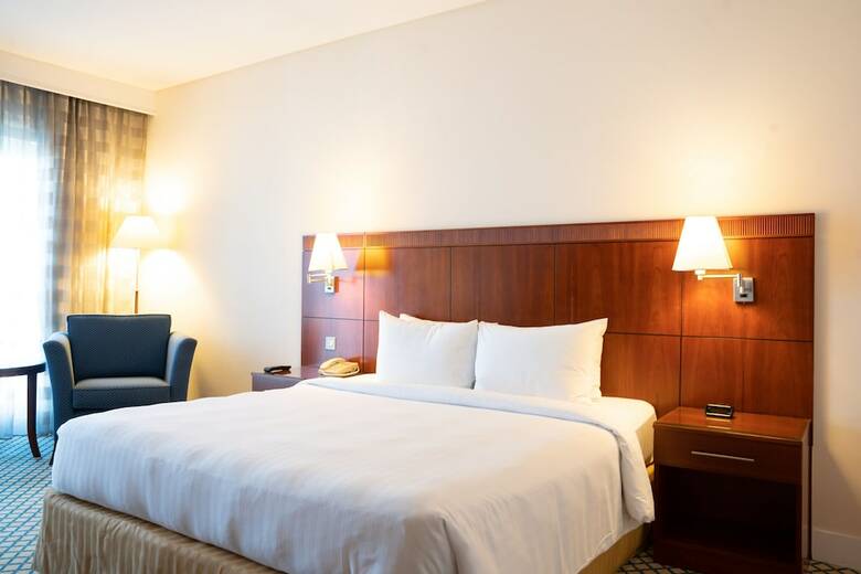 Aparthotel Millennium Lakeview Residences