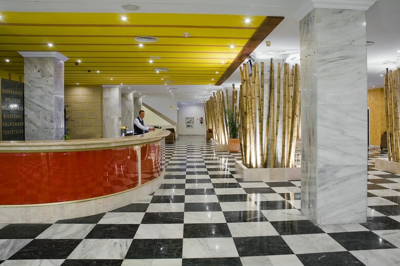 Apartamentos Las Piramides