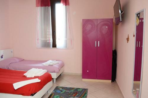 Hostal Arena Holidays Verona