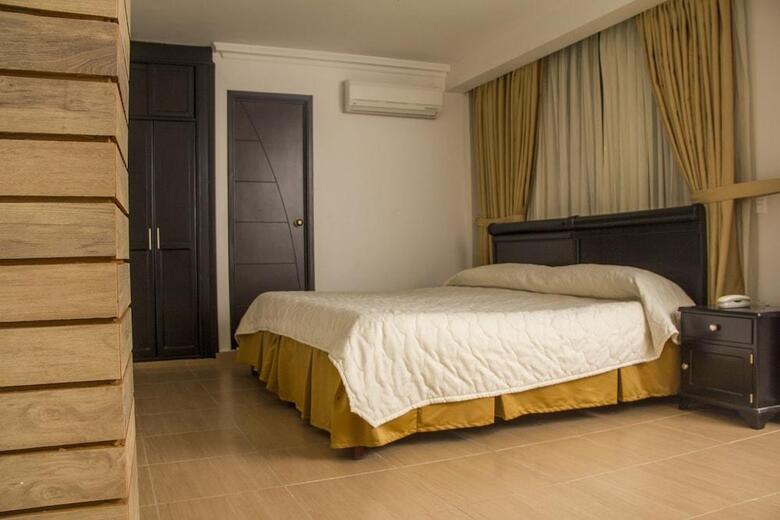 Hotel El Le�n Dorado