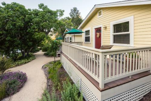 Bed & Breakfast Aurora Park Cottages