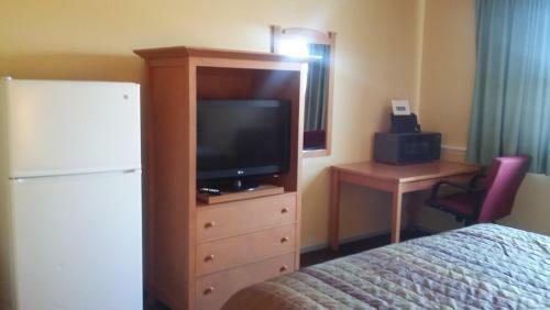 Hotel Traveler Inn