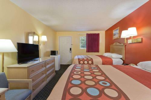 Motel Super 8 By Wyndham Chipley