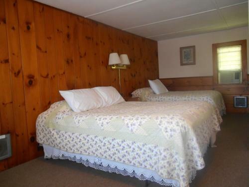 Yardarm Motel