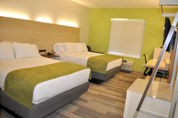 Hotel Holiday Inn Express & Suites Price