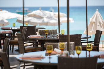 Colony Club By Elegant Hotels