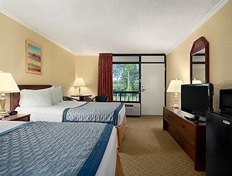 Ramada Jacksonville Hotel And Conference Center