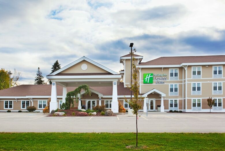 Holiday Inn Express Hotel & Suites Iron Mountain