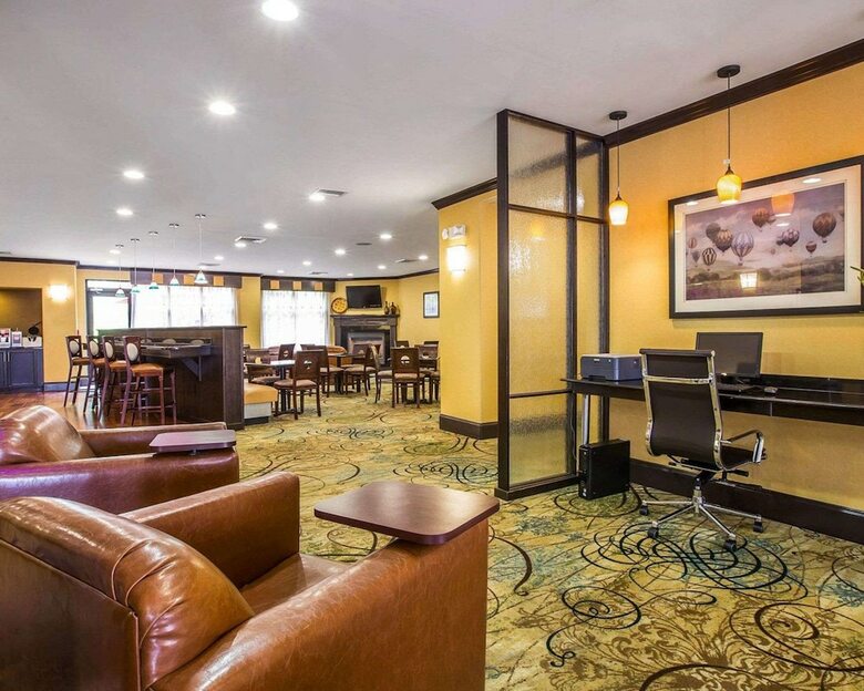 Hotel Comfort Suites Simpsonville