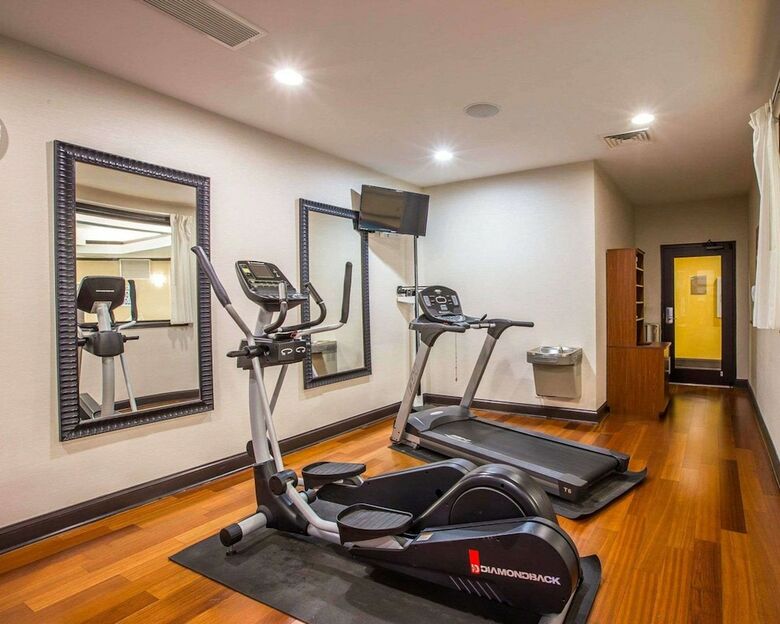 Hotel Comfort Suites Simpsonville