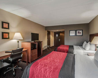 Hotel Comfort Inn & Suites