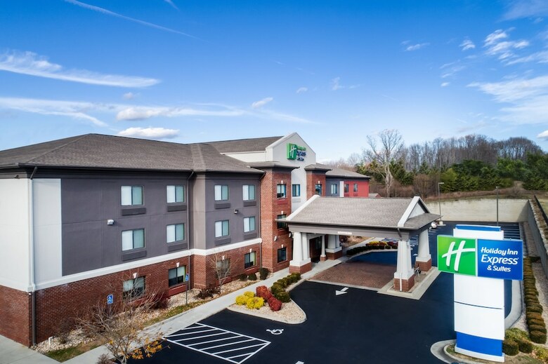 Holiday Inn Express Hotel & Suites Rocky Mount
