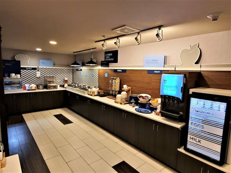 Holiday Inn Express Hotel & Suites Rocky Mount