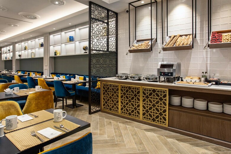 Hotel Eurostars Puerta Real