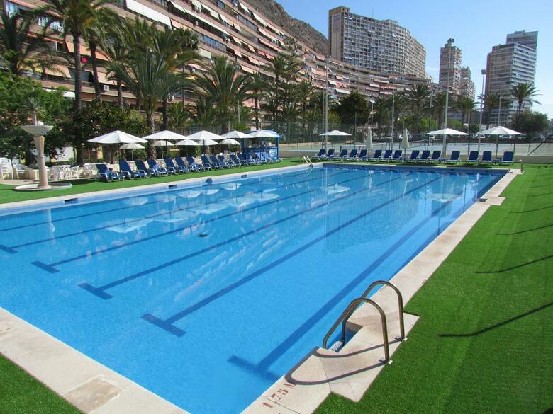 Hotel Albah�a Alicante