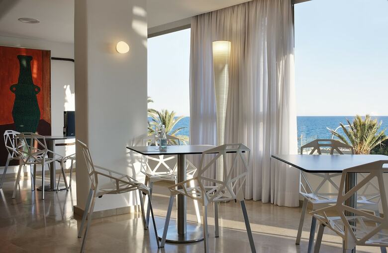 Hotel Albah�a Alicante