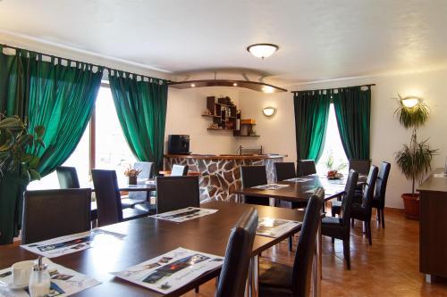 Hostal The Guesthouse