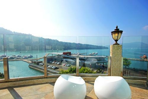 Bed & Breakfast Shuian Lakeside Hotel