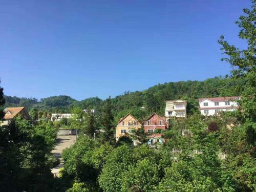 Lodge Green Hills Yiping Holiday Hotel