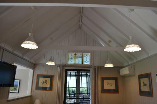 Hostal Pitstop Lodge Guesthouse B&B