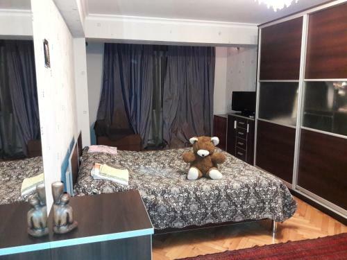 Apartment On Gadzhibekova 27