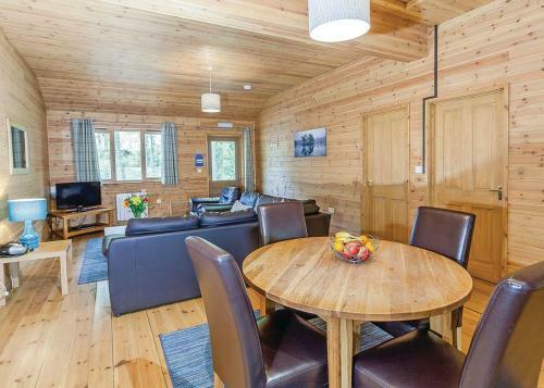 Woodland Park Lodges