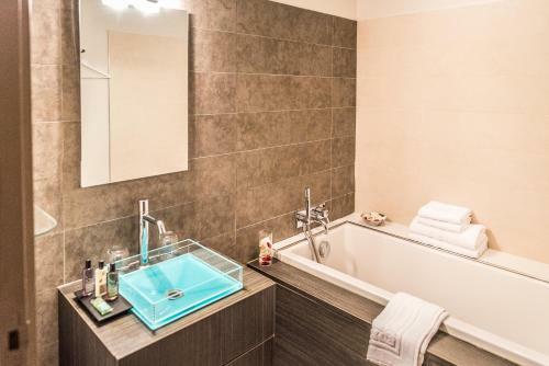 Hotel Ch�teau De Lacan