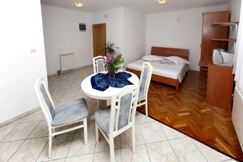 Apartments Blato