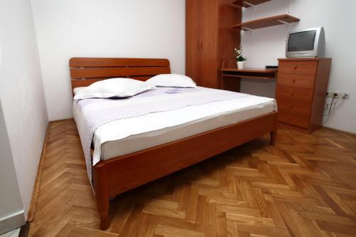 Apartments Blato
