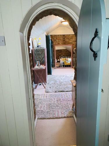 Bed & Breakfast Larchmount House