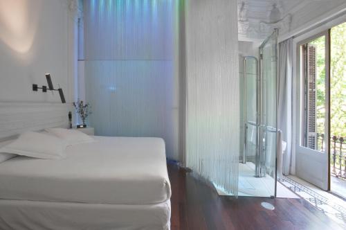 Chic & Basic Born Boutique Hotel