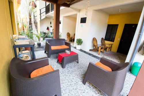 Papaya Lodge
