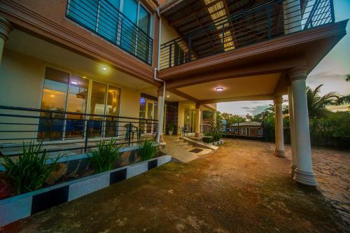 Hotel Royal Nest