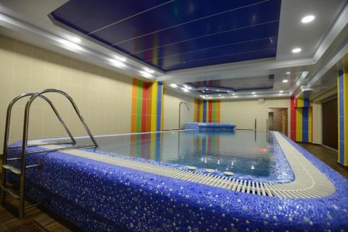 City Line Boutique Hotel
