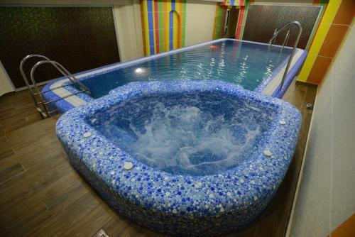 City Line Boutique Hotel
