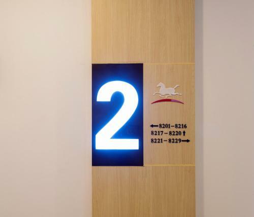 Hotel Hanting Express Wuhan Xudong Street